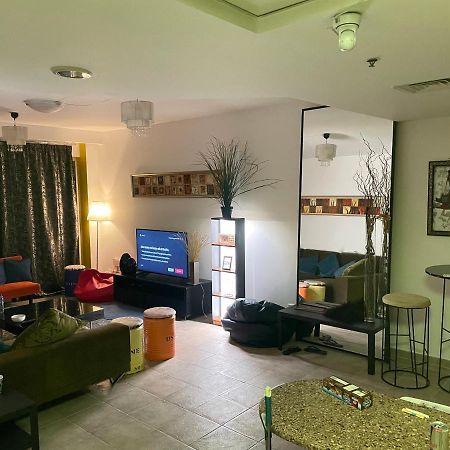 Travelers Backpackers Hostel Ντουμπάι Εξωτερικό φωτογραφία