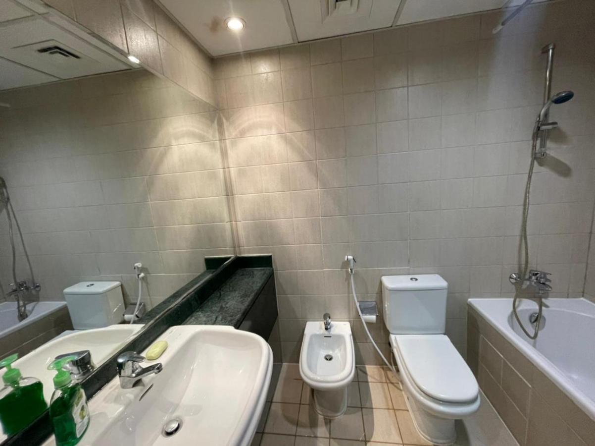 Travelers Backpackers Hostel Ντουμπάι Εξωτερικό φωτογραφία