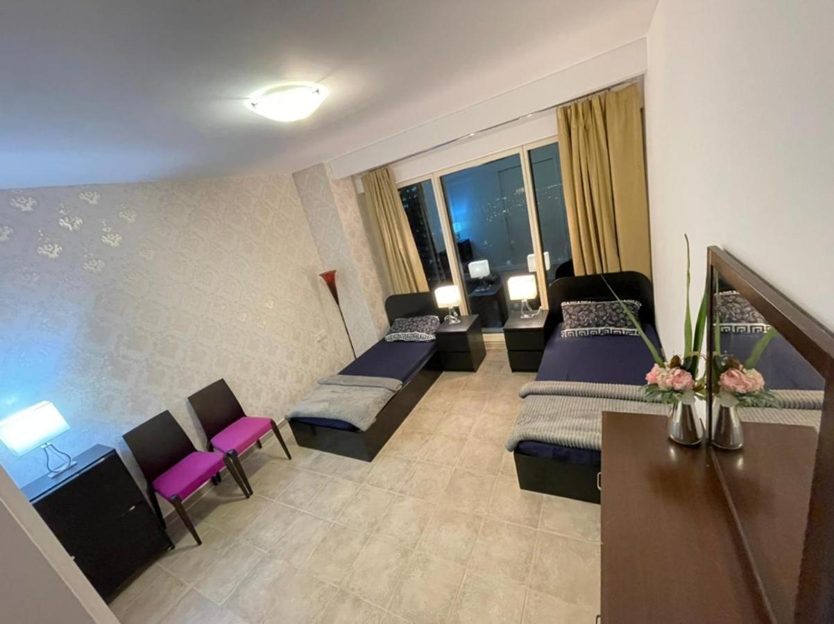 Travelers Backpackers Hostel Ντουμπάι Εξωτερικό φωτογραφία