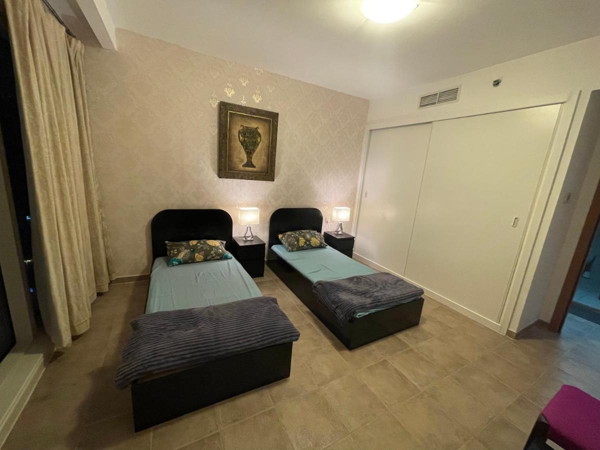 Travelers Backpackers Hostel Ντουμπάι Εξωτερικό φωτογραφία