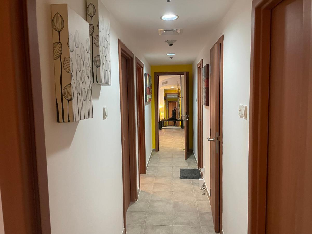 Travelers Backpackers Hostel Ντουμπάι Εξωτερικό φωτογραφία