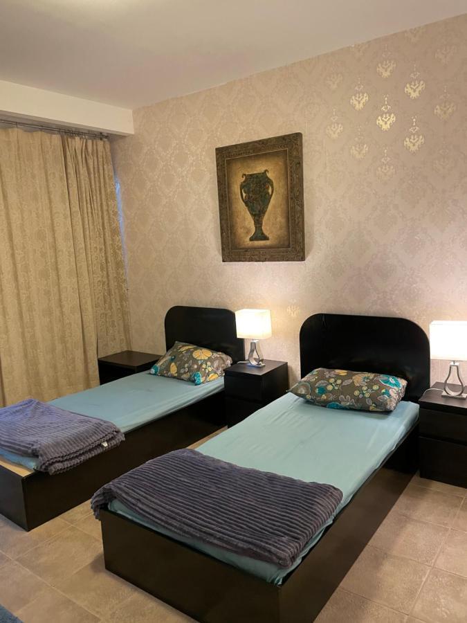 Travelers Backpackers Hostel Ντουμπάι Εξωτερικό φωτογραφία